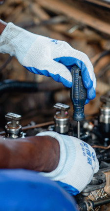 Niyo Garage Mechanics